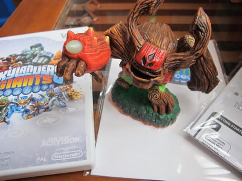 tree-rex-sylanders-giants-booster-pack tree rex le skylanders giants booster pack