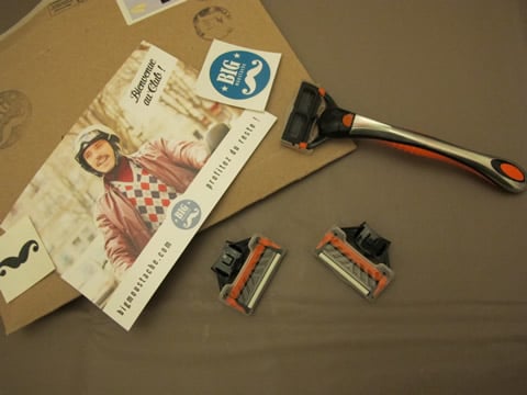 big moustache rasoir pour homme