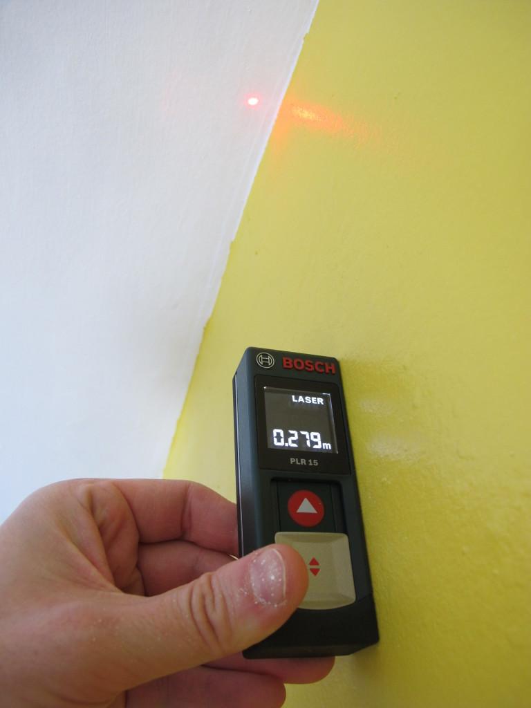 télémètre laser PLR 15 de Bosch