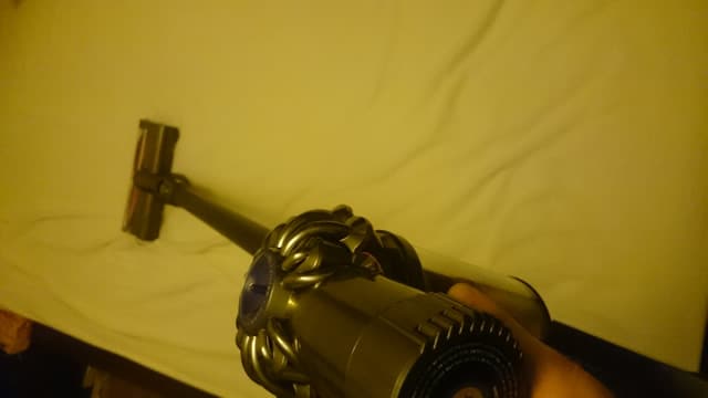 aspirateur-balai-dyson