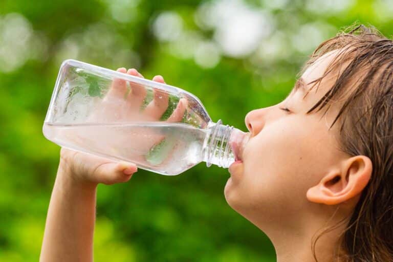 Canicule, comment lutter contre la chaleur avec des enfants ?