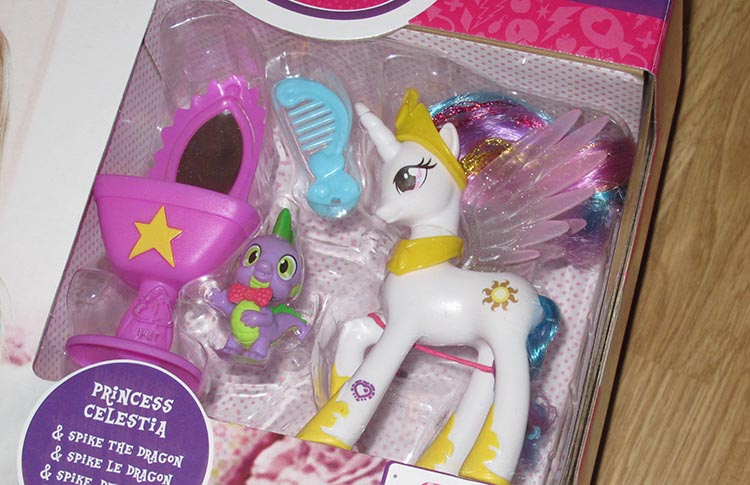 le-royaume-de-canterlot-my-little-pony-01