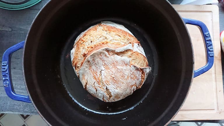 Recette du pain cocotte facile et rapide