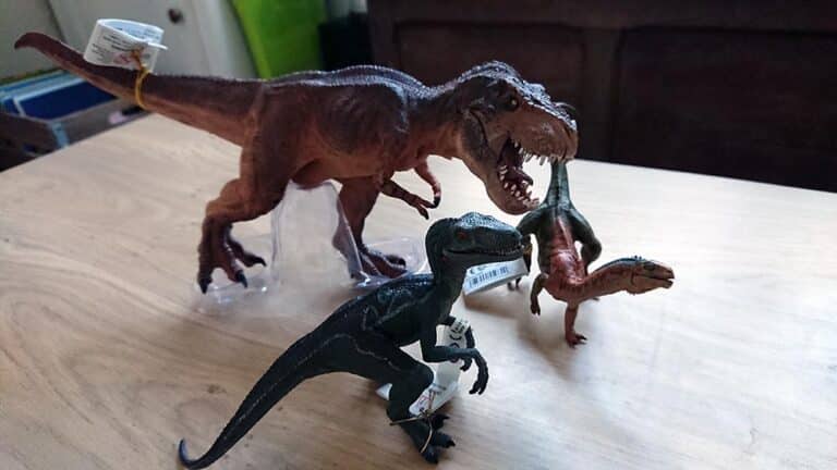 Les nouvelles figurines PAPO : Dinosaures, chats et chevaux