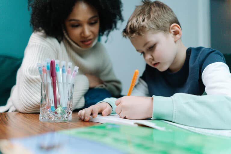 La garde d&rsquo;enfant à domicile, une solution alternative méconnue des parents