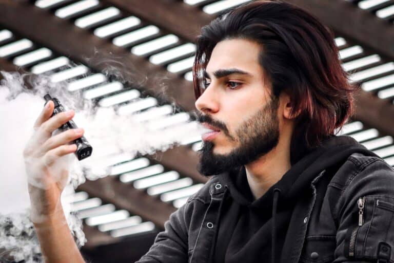 Qu'y a-t-il dans le Liquide des Cigarettes Electroniques ?