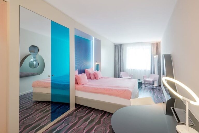 miroir en plexiglass déco intérieure