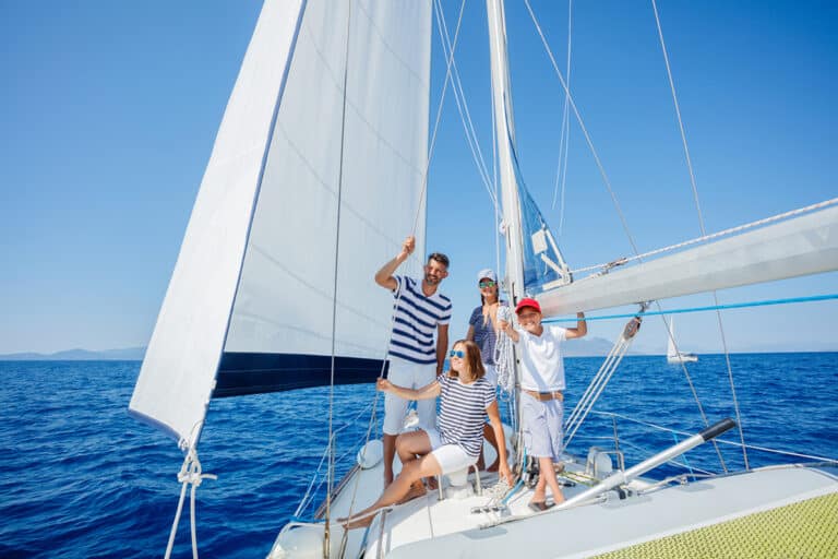 Naviguer en famille : des vacances inoubliables en Europe, embarquez pour la grande aventure !