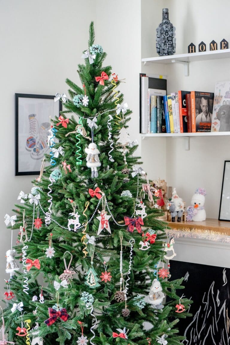 Sapin de Noël DIY : matériaux et précautions nécessaires