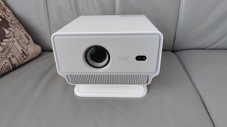 XGODY N8 : le meilleur projecteur pour une soirée Foot à la maison ?